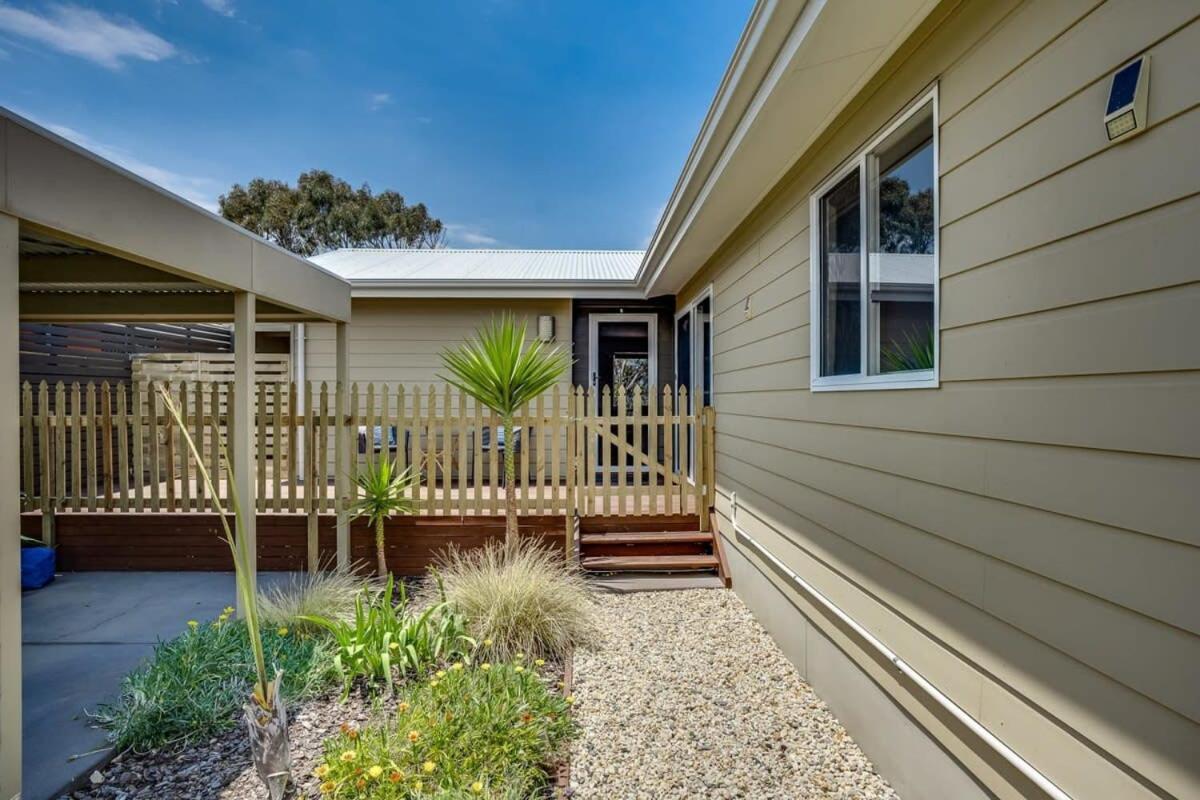 Bluff View On Stone Hut Encounter Bay - No Linen Included Villa Exterior photo